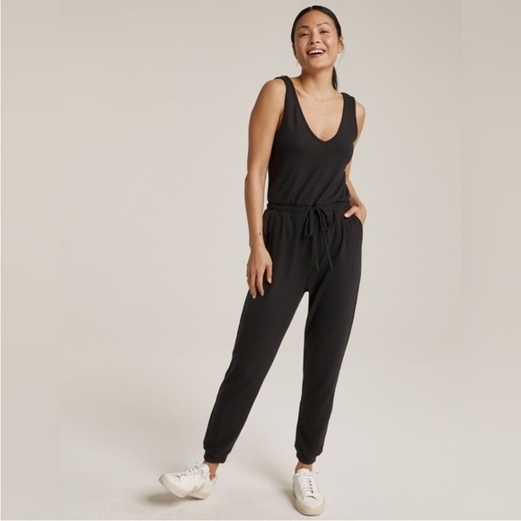 Beyond Yoga Black Jumpsuit Drawstring Size Small V neck - Picture 1 of 13